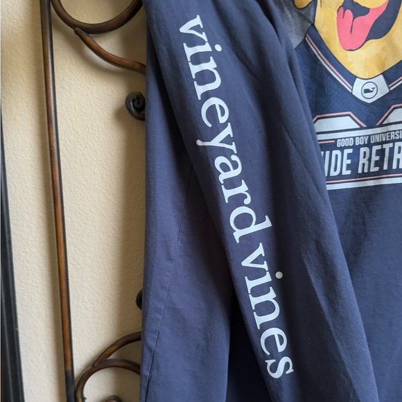 LIKE NEW Vineyard Vines Long Sleeve T-Shirt Size Medium - Picture 7 of 10